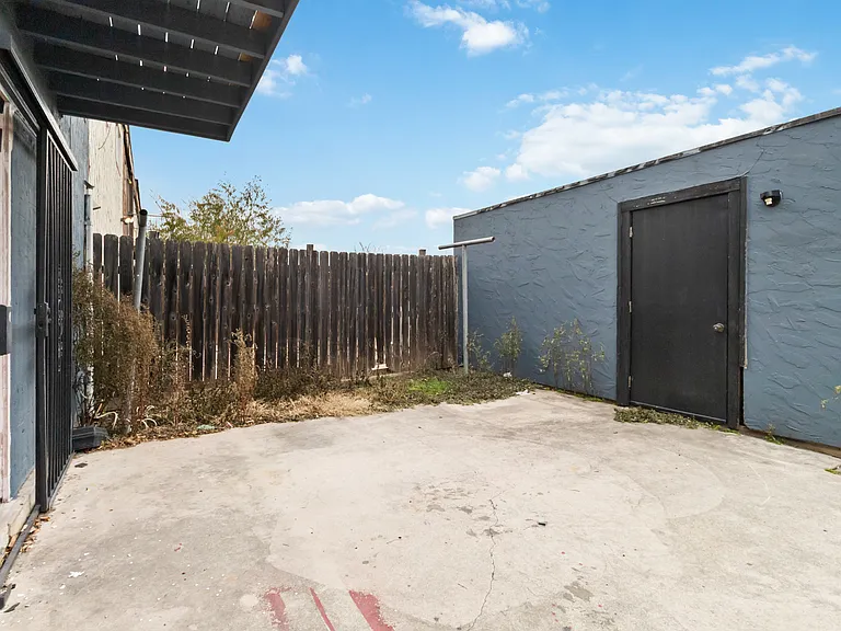 7104 Glen Mist — Photo 17