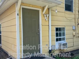 913 New York St #6, Lawrence, KS 66044