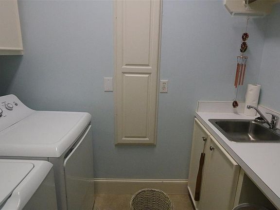 5th image of 15035 Timbershire Ct