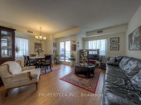 778 Sheppard Ave W Unit 301, Toronto, ON M3H 6B7