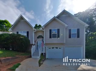 177 Crystal Creek Ln, Dallas, GA 30157