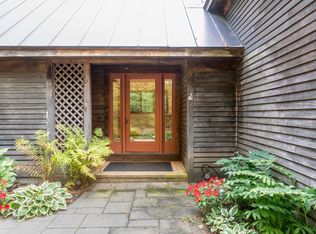 443 Morgan Rd, Quechee, VT 05059