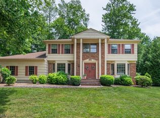 2 Woodbine Rd, Florham Park, NJ 07932