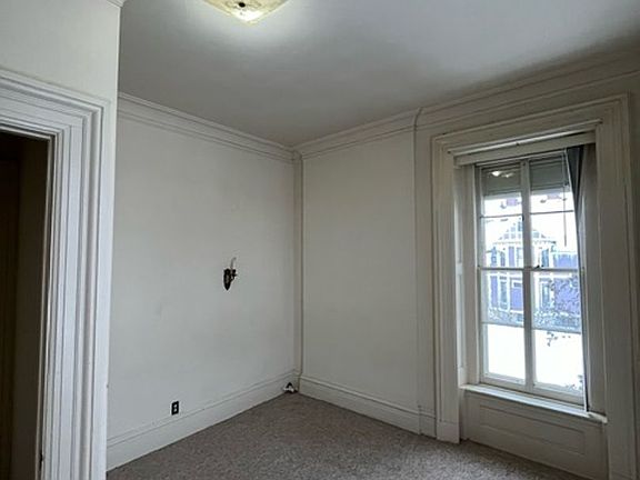 5th image of 500-510 E Court St #2C