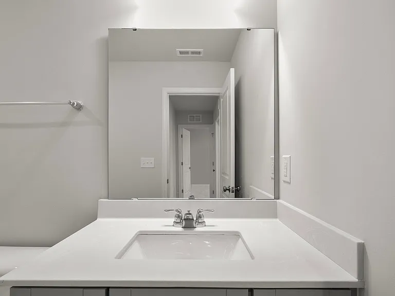 5031 Kota St — Photo 11