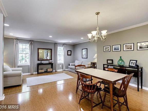 Beautiful, open floorplan