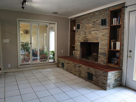 5th image of 15705 E Cheyenne Dr