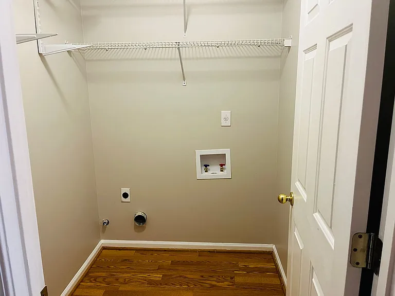 155 Woodstream Way — Photo 35