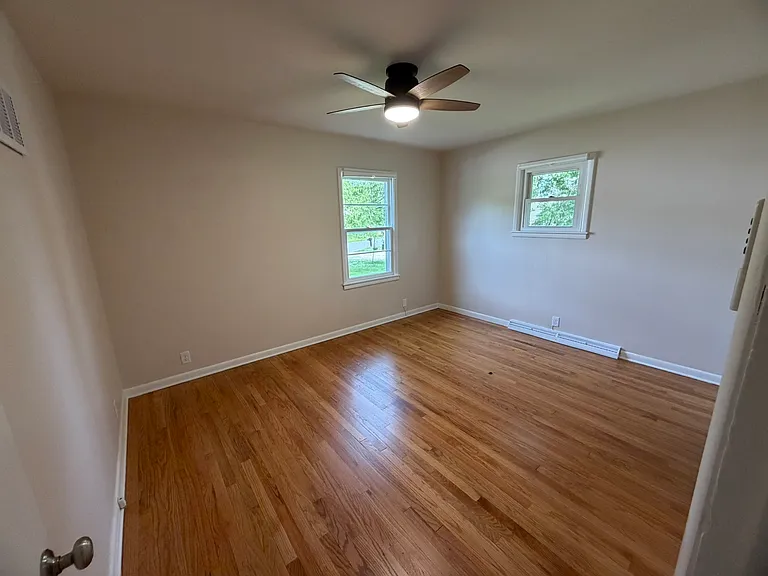 104 Market St — Photo 24