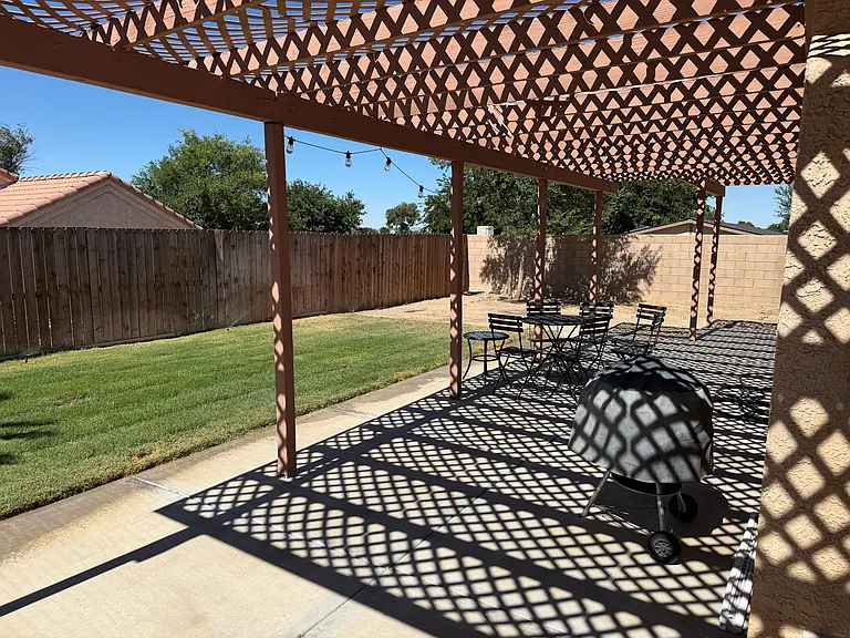 1156 Burroughs Ct — Photo 18