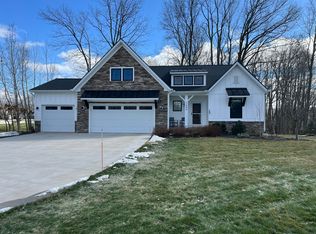 7400 Panners Ln NE, Rockford, MI 49341