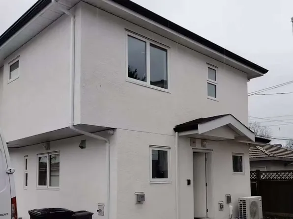 2019 E 45th Ave #3, Vancouver, BC V5P 1N7