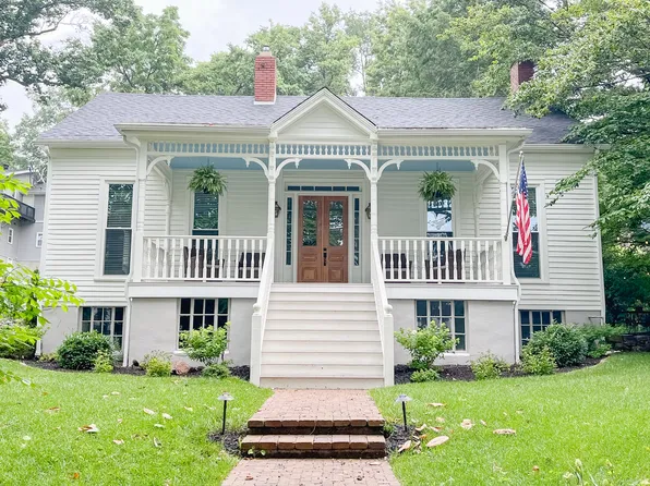 210 W Jennings St, Newburgh, IN 47630