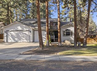 1872 NW Hill Point Dr, Bend, OR 97703