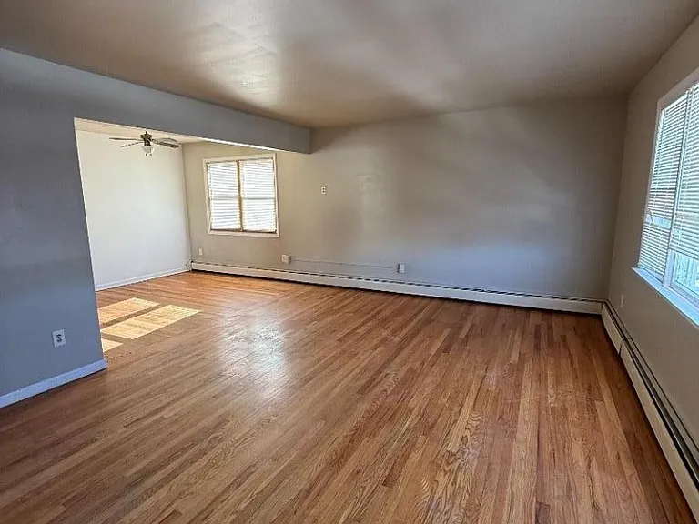 52 Frederick St — Photo 3