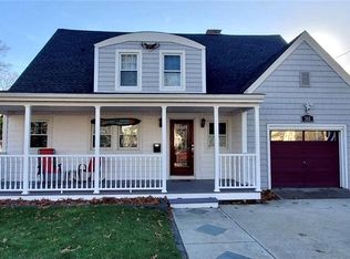 311 Gorton Lake Blvd, Warwick, RI 02886