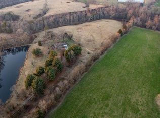 936 Cowboy Sams Rd, Trenton, GA 30752