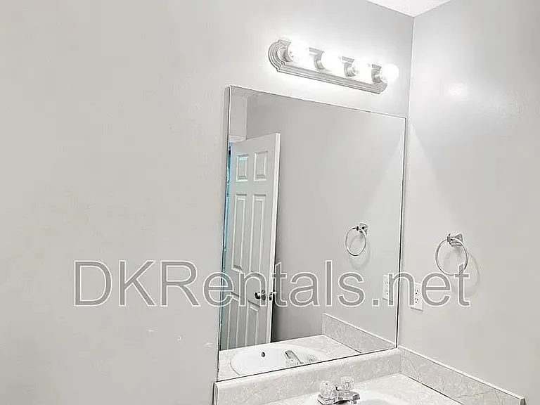 4416 Stone Gate Way — Photo 19
