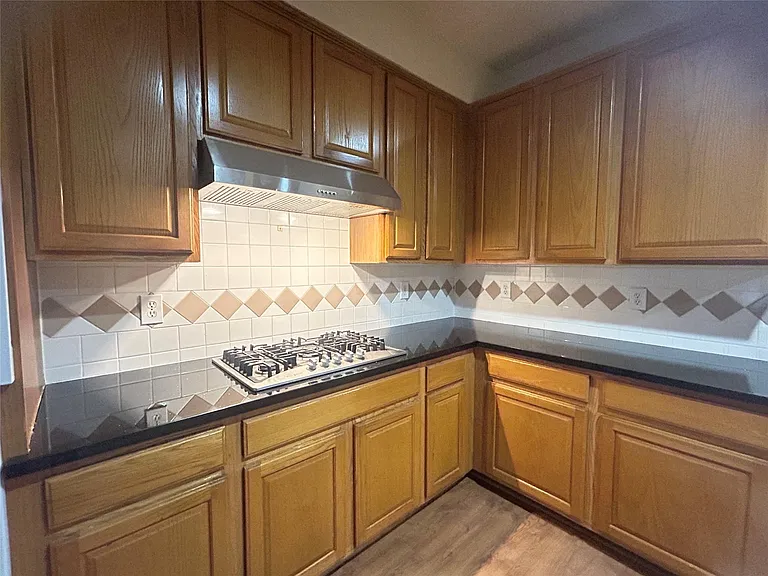 6714 Portuguese Bend Dr — Photo 8