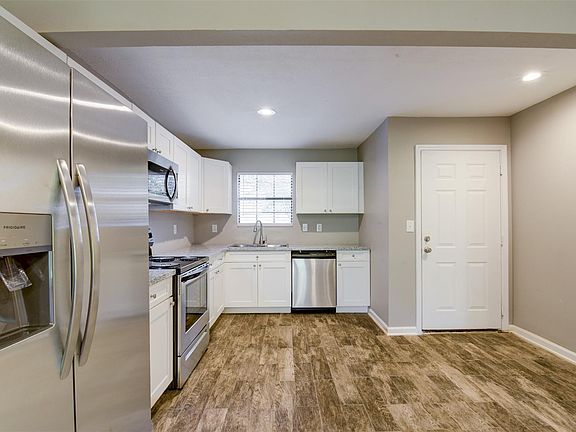 2nd image of 3519 Balboa Cir #24