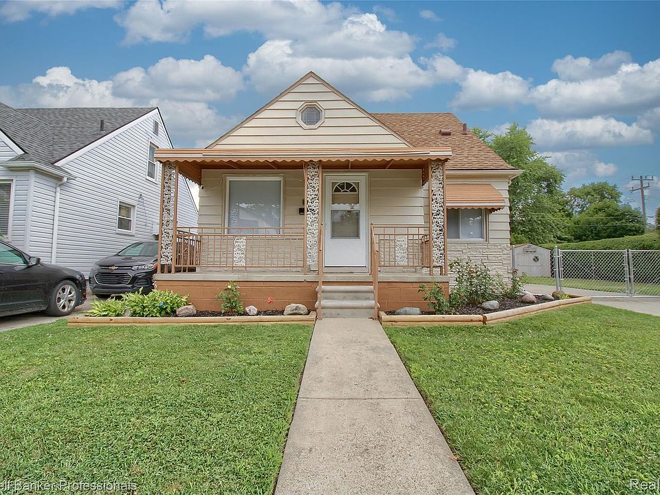 1st image of 2210 University Ave