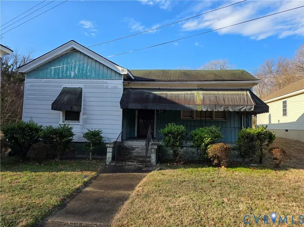 688 Pegram St, Petersburg, VA 23803