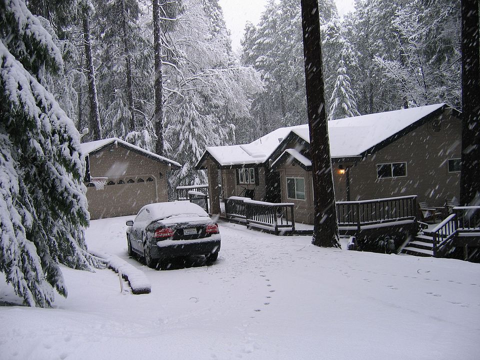 2nd image of 12337 Madrona Way