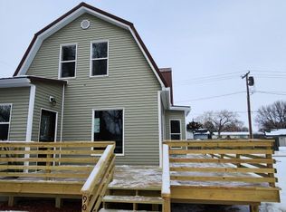 907 E 7th Ave, Redfield, SD 57469