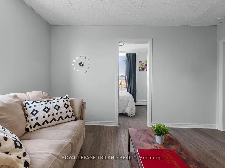 469 Grey St #3 — Photo 3