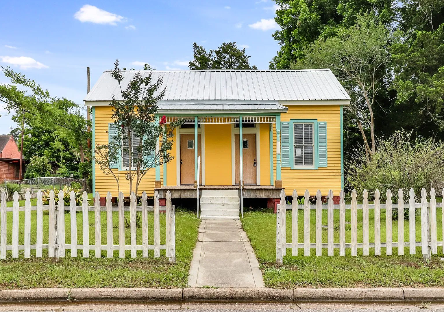 3-Bedroom 2-Bath Home in Opelousas — Photo 2