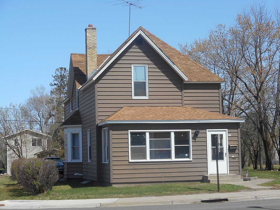 1st image of 424 9th Ave N