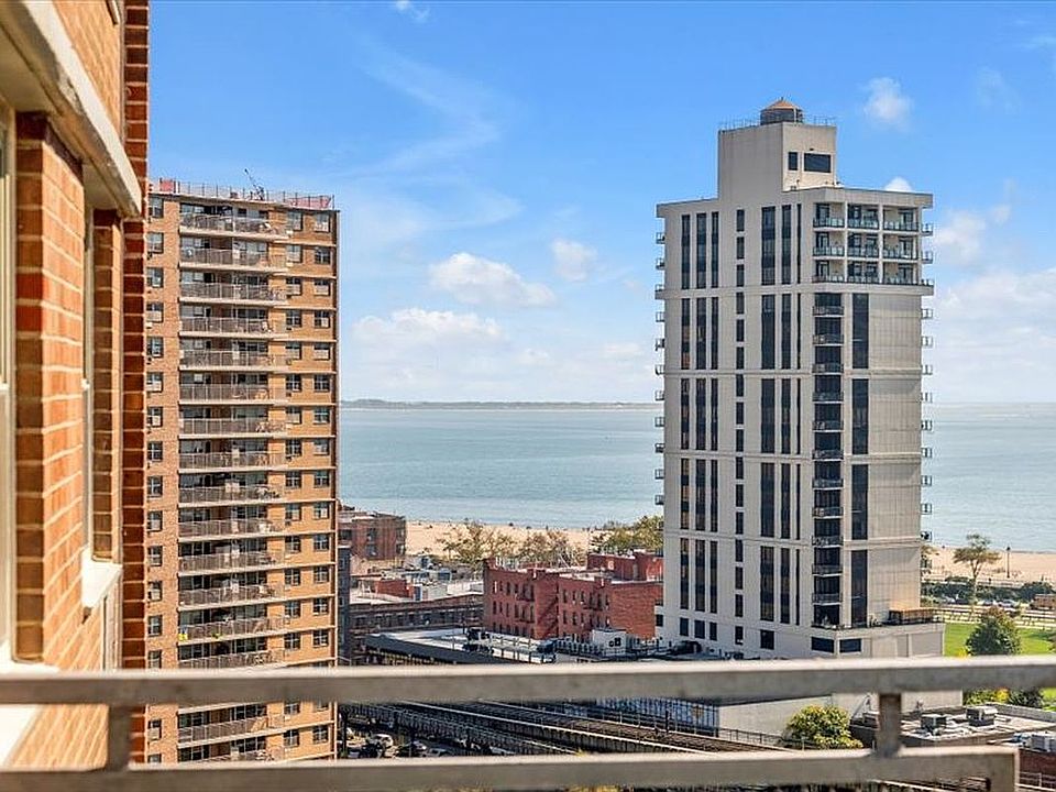 1st image of 2928 W 5th St #18C