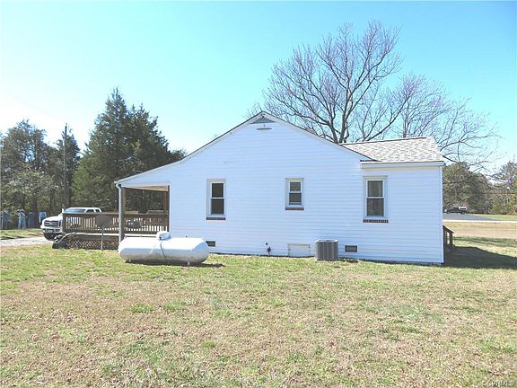 3rd image of 5201 Front Dr