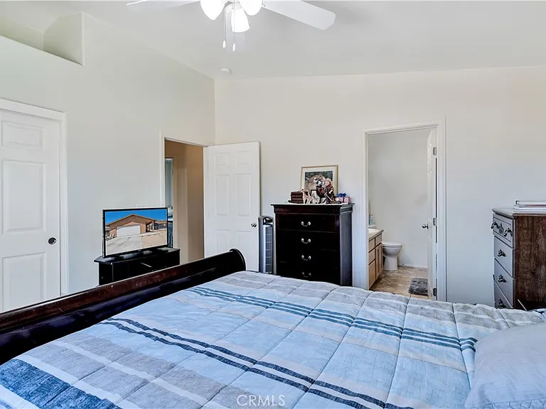 6627 Smoketree Ave — Photo 18