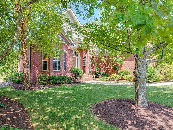 2nd image of 2107 Creekwalk Dr