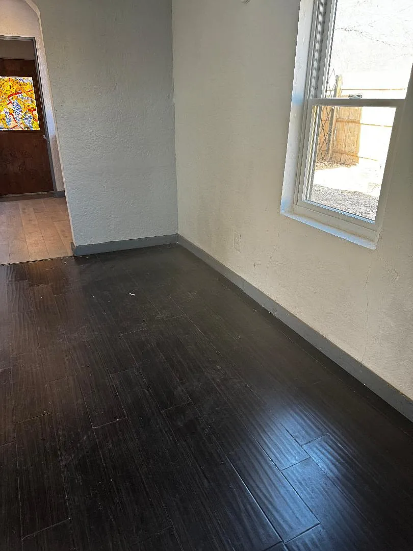 2 bed, 1200 sqft, $1,500 — Photo 3