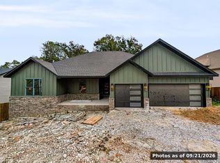 47 Westmorland Dr, Bella Vista, AR 72714