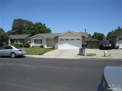 4858 Silverado Dr photo 1