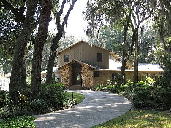 4th image of 4829 White Bluff Dr