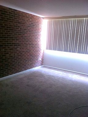 2nd image of 217 Lindsay St APT 7