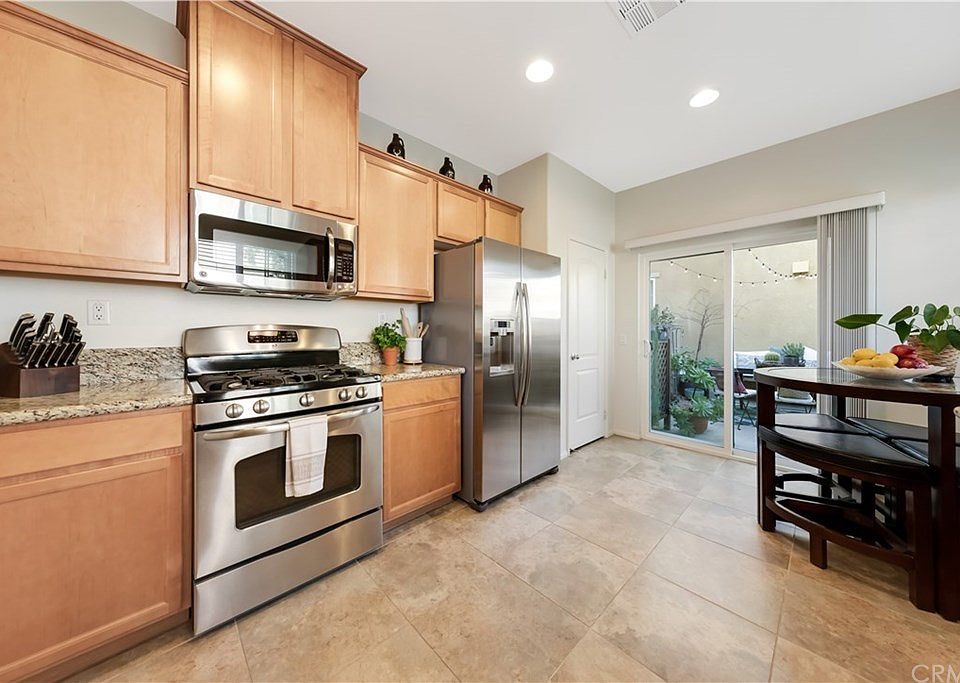 1st image of 37393 Paseo Violeta