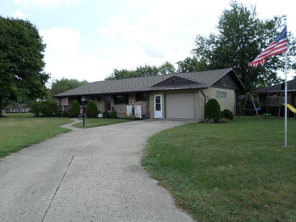 1st image of 200 Hillcrest Ct