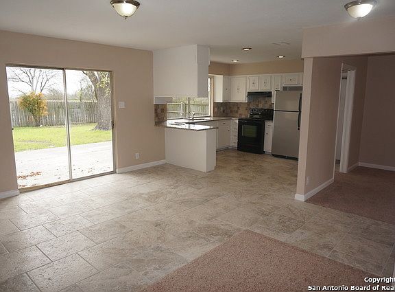 4th image of 4242 Bayliss Dr
