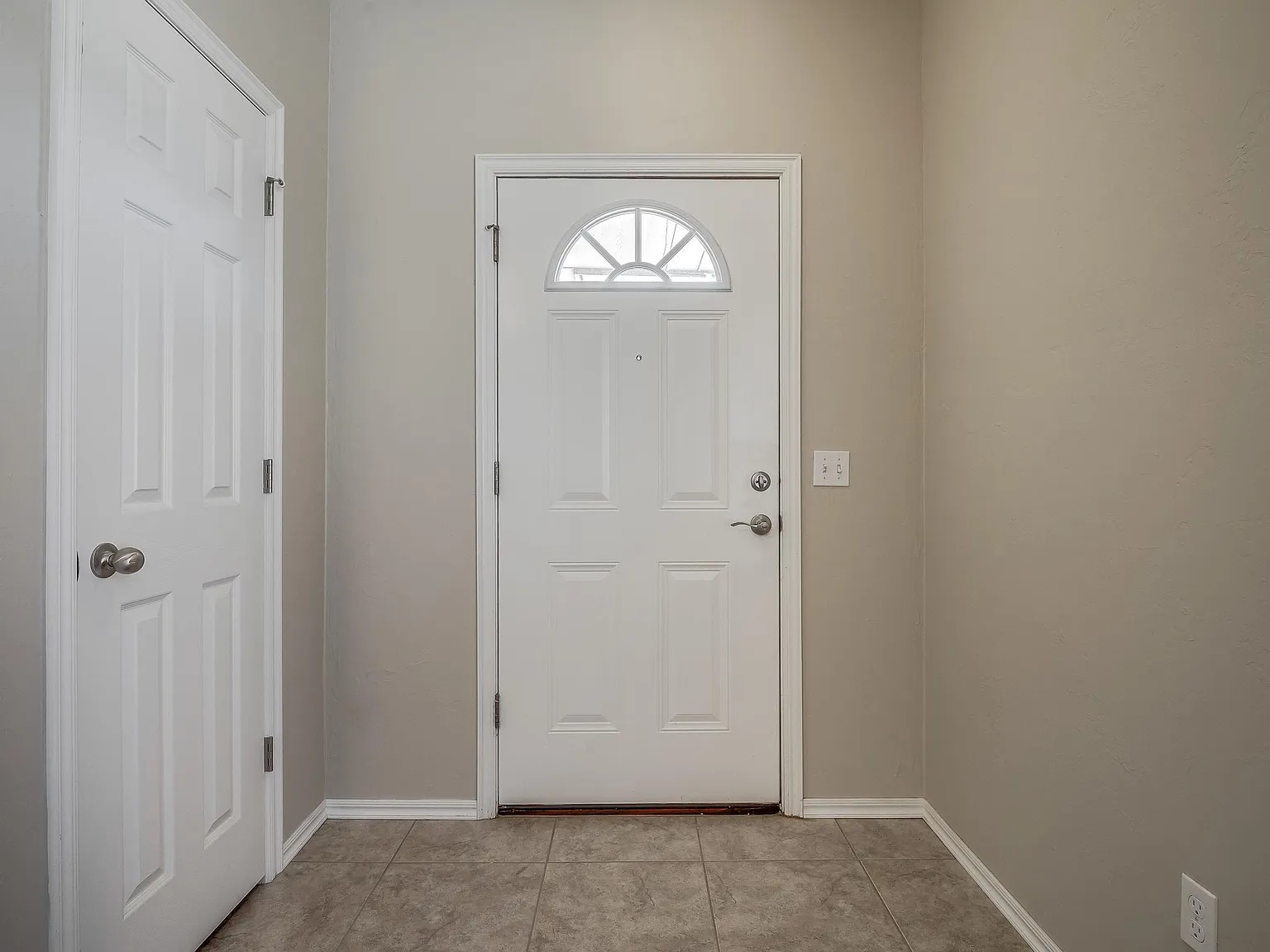 3 bed, 1245 sqft, $1,475 — Photo 3