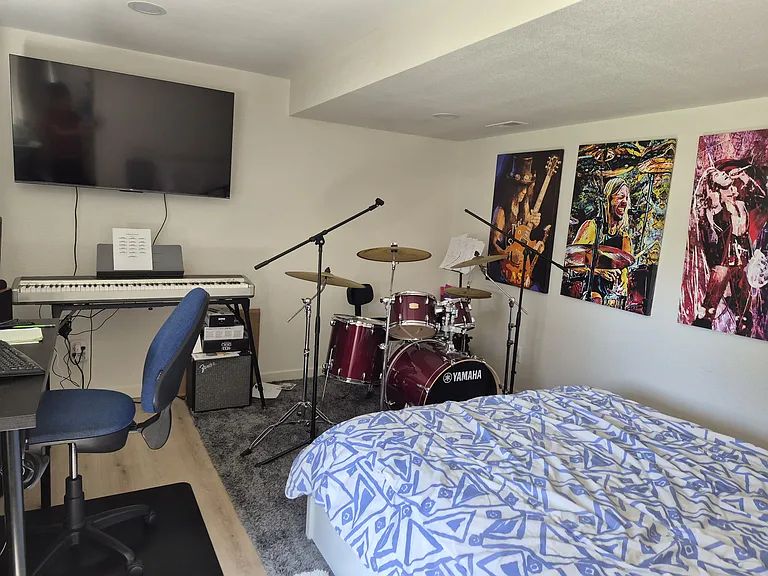2445 Clayton Cir — Photo 28