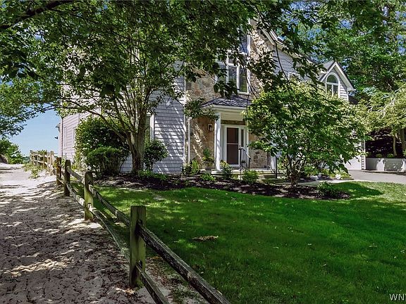 2nd image of 565 Wendt Rd