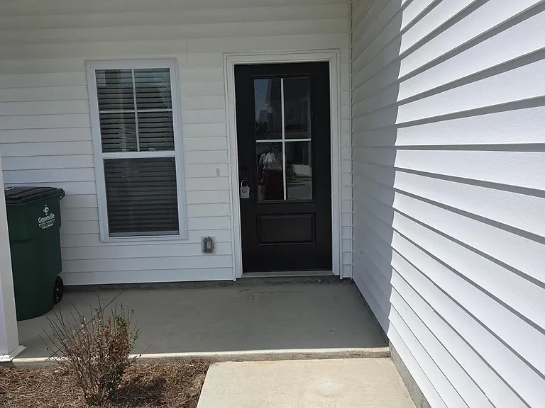 632 Abigail Taylor Dr #A — Photo 2