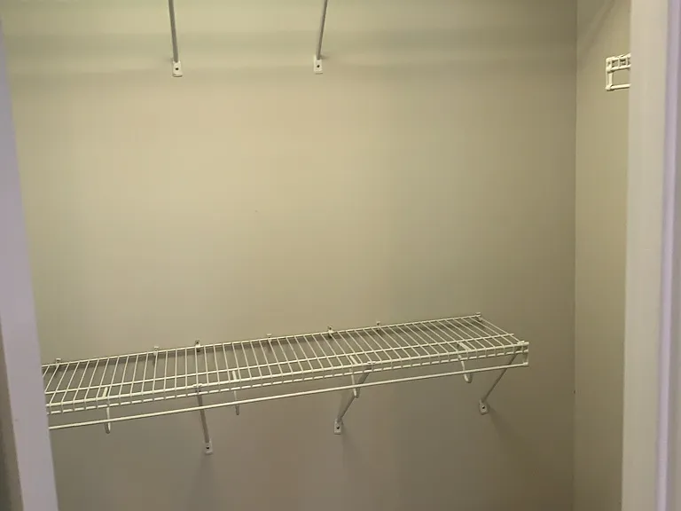 106 Old Prestwick Ct — Photo 10