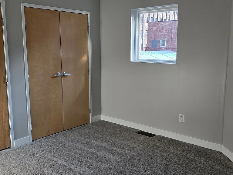 Bridgeview Apartments — Photo 61