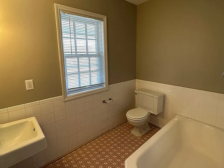 3902 Harney St — Photo 19